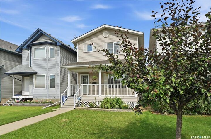 Property Photo: 426 Rutherford Crescent SK S7N 4X7