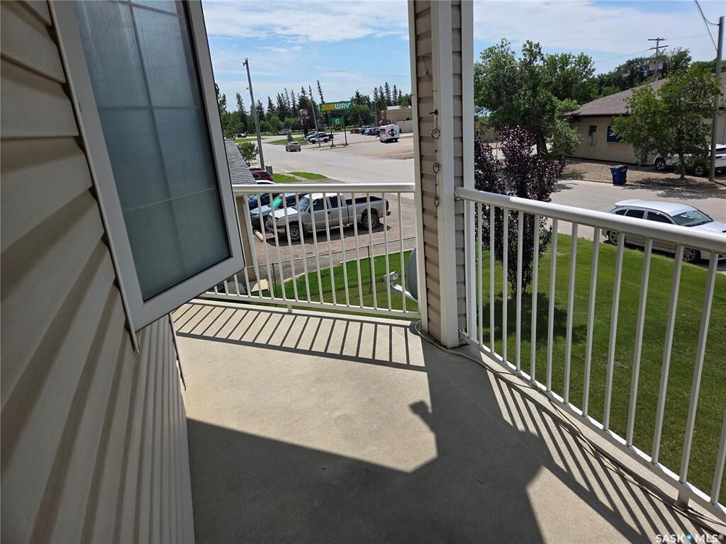 Property Photo: 806 100A Street 201 SK S0E 1T0
