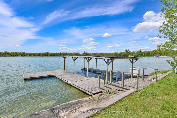 Property Photo:  7712 Oak Point Road S  ON L0K 2B0 