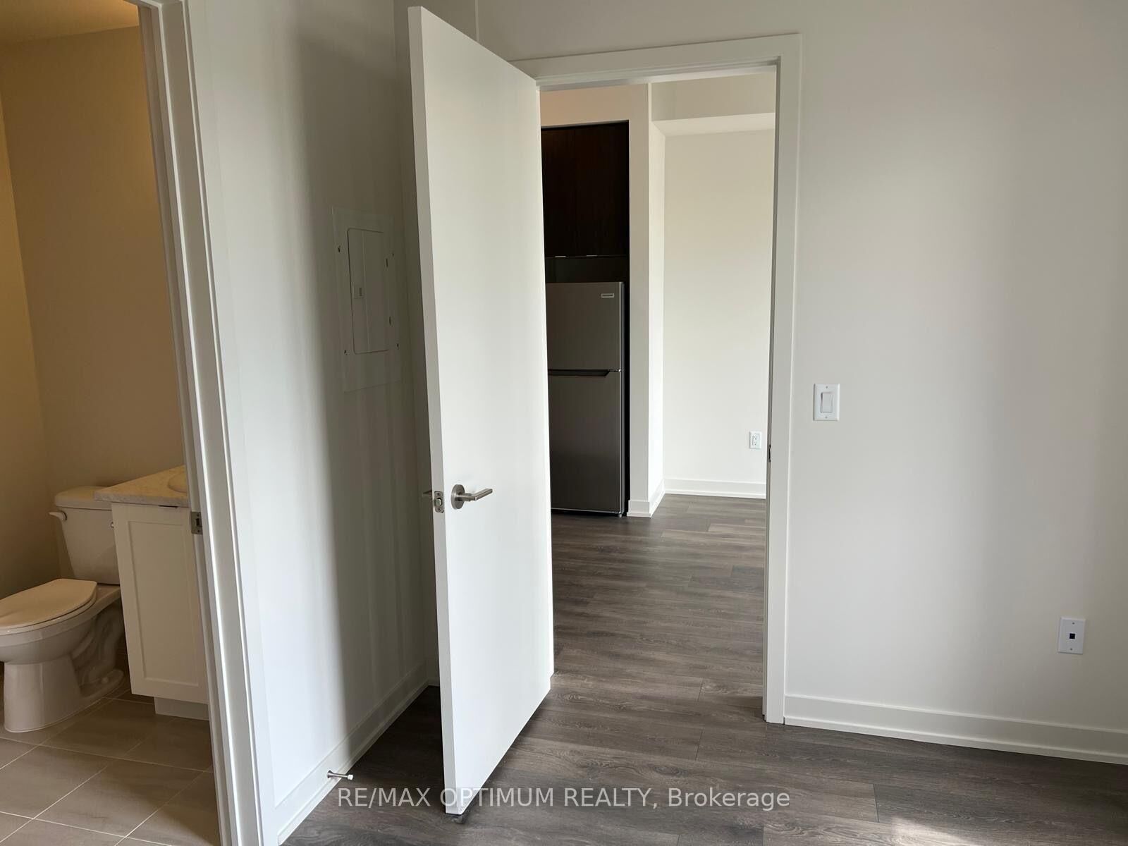 Photo de la propriété:  58 Sky Harbour Drive 108  ON L6Y 6J1 