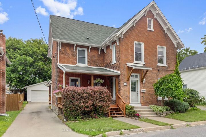 Property Photo: 21 Georgina Street ON K6V 2B6