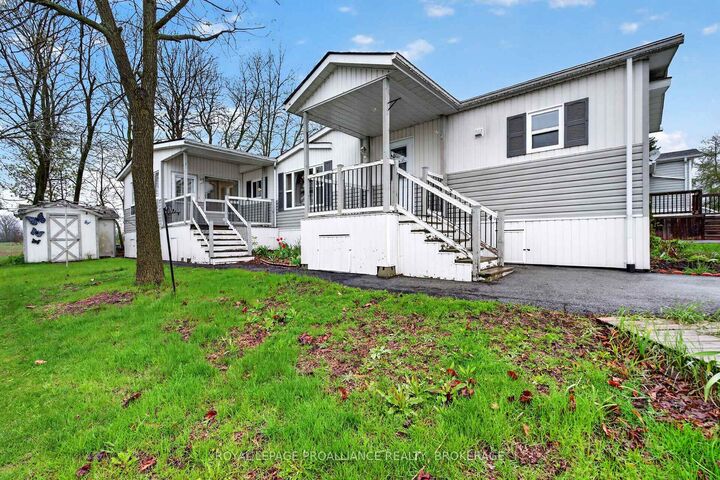 Property Photo:  1 Elm Street  ON K7R 0E9 