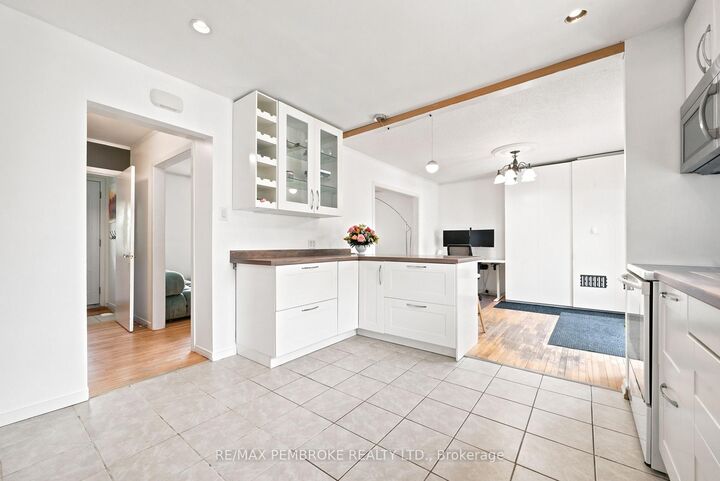 Property Photo: 117 Algonquin Street ON K0J 1P0