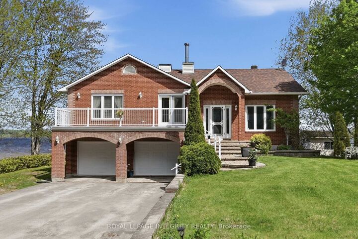 Property Photo: 472 Pago Road ON K4K 1L6