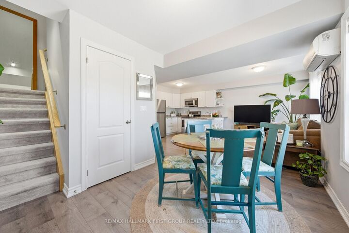 Property Photo: 430 Lonsberry Drive 109 ON K9A 0K4