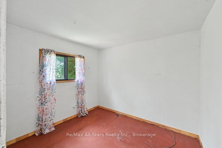 6 Kennedy Court — photo 1