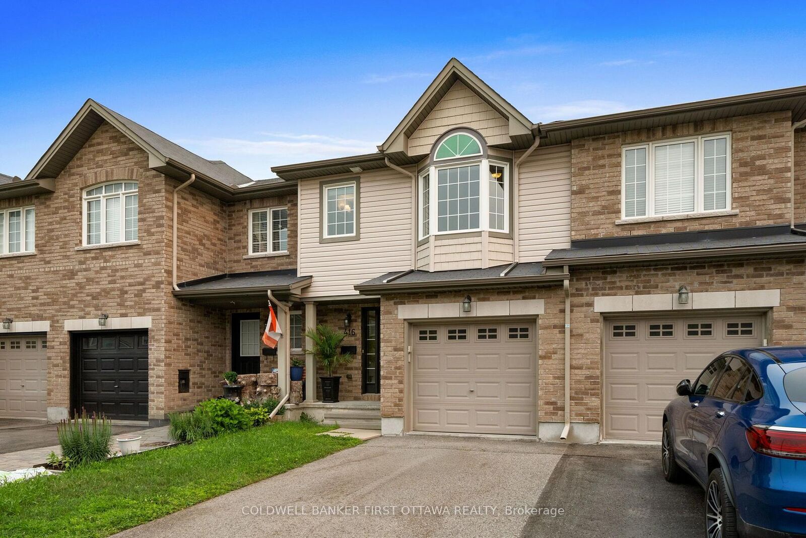 Property Photo:  416 Haresfield Court  ON K4M 0E2 