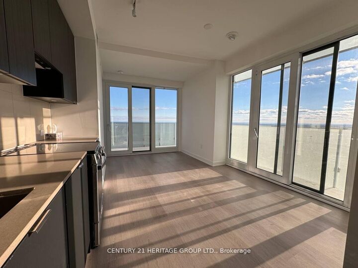 Property Photo: 3883 Quartz Road S 4409 ON L5B 0M4