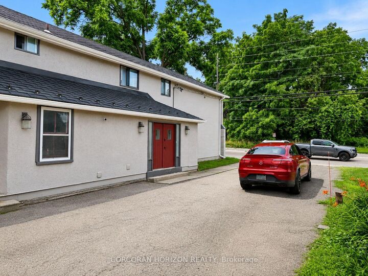 Property Photo: 20407 Leslie Street ON L0G 1R0