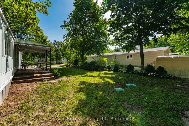 Property Photo:  5263 Elliott Side Road 48  ON L4R 4K3 