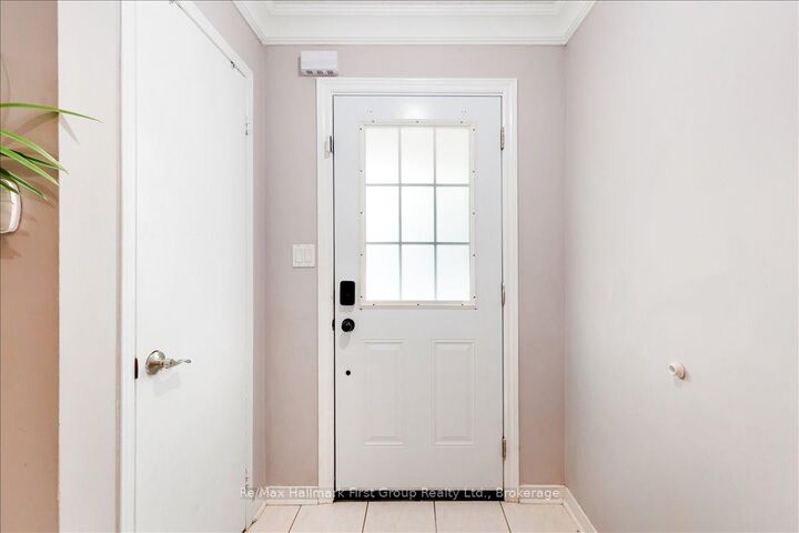 Property Photo: 9 Alexis Way ON L1R 2N9