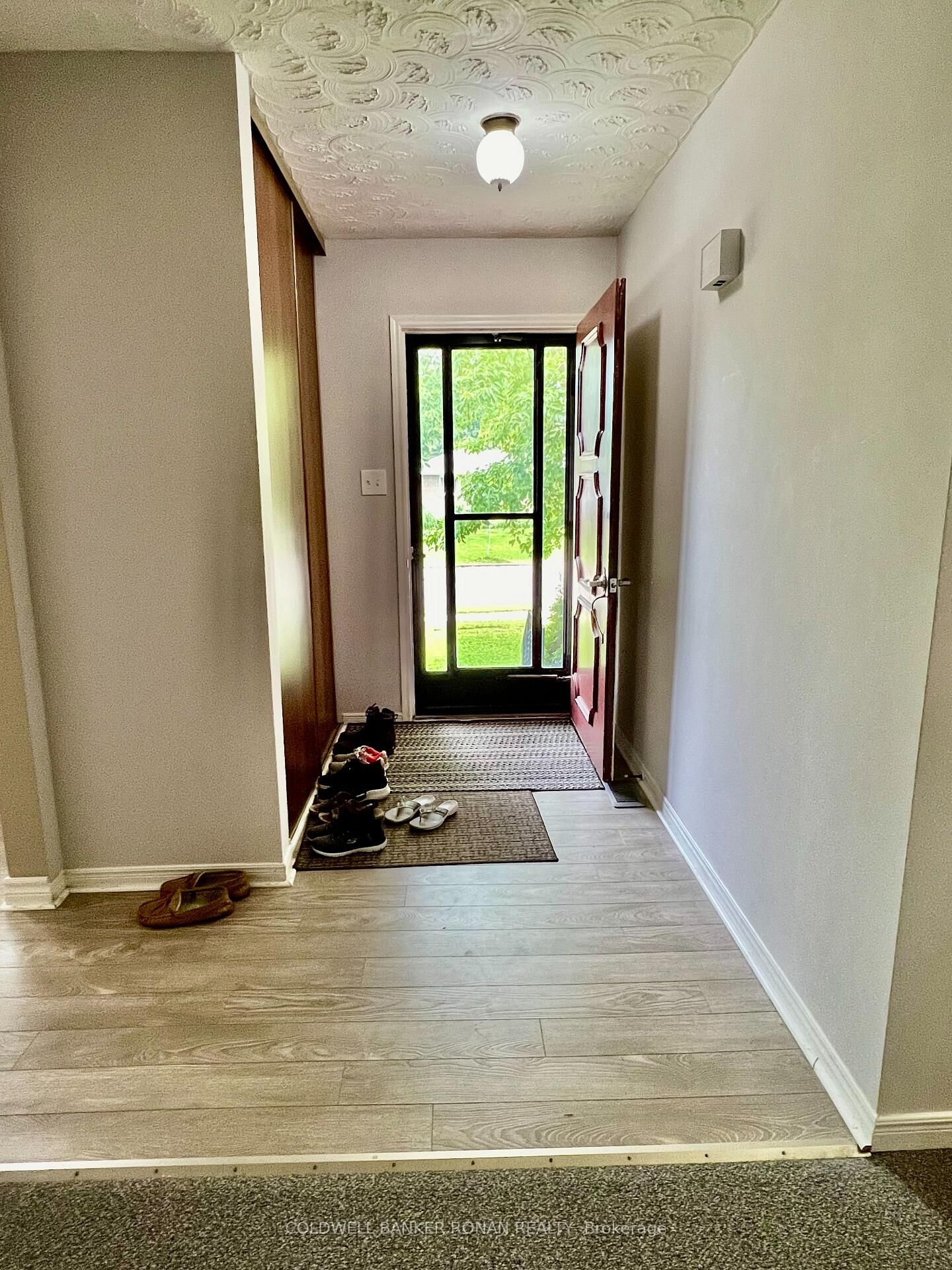 Property Photo: 5 Oak Street ON L9R 1M9