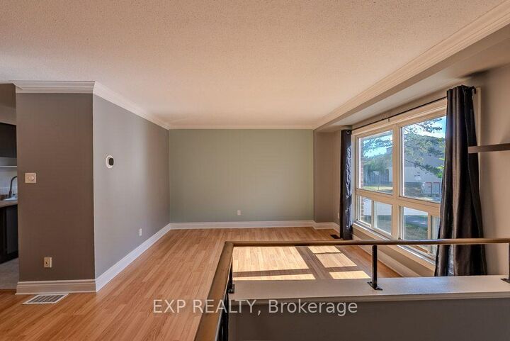 Property Photo: 37 Forester Crescent ON K2H 8Y3