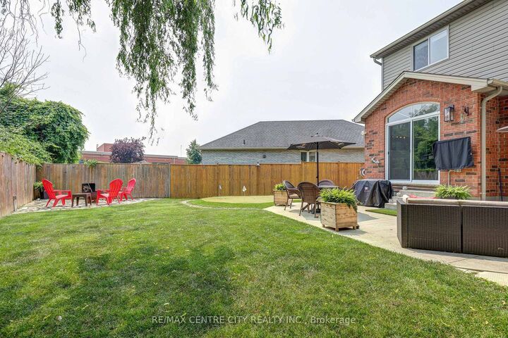 Property Photo: 15 Schreyer Drive ON N5R 6E8