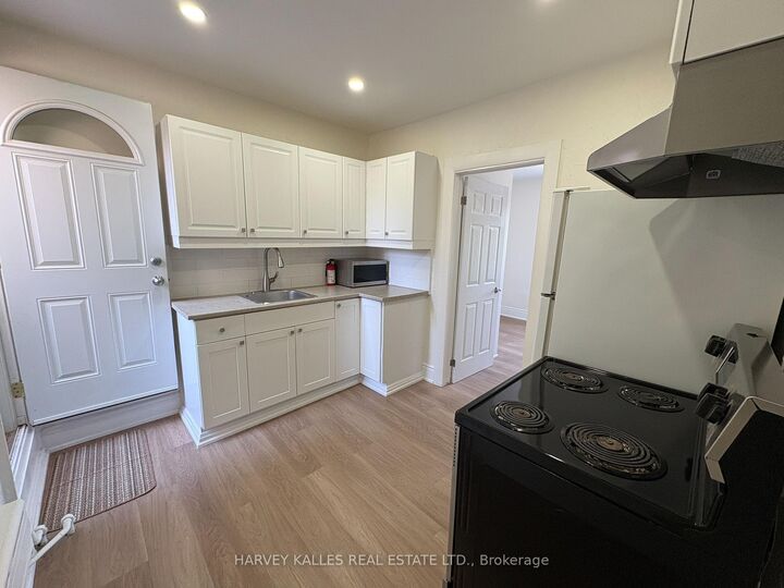 Photo de la propriété: 1611 Bayview Avenue A ON M4G 3B5