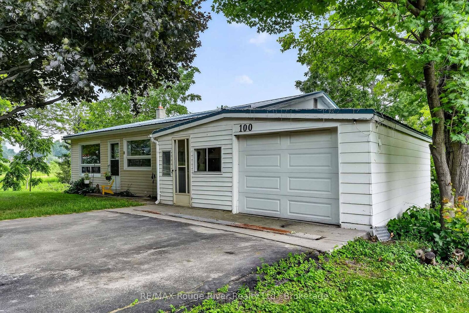 Property Photo: 100 King Street E ON K0K 1S0