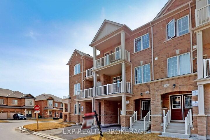 Property Photo: 4 Haymarket Drive ON L4A 5C3