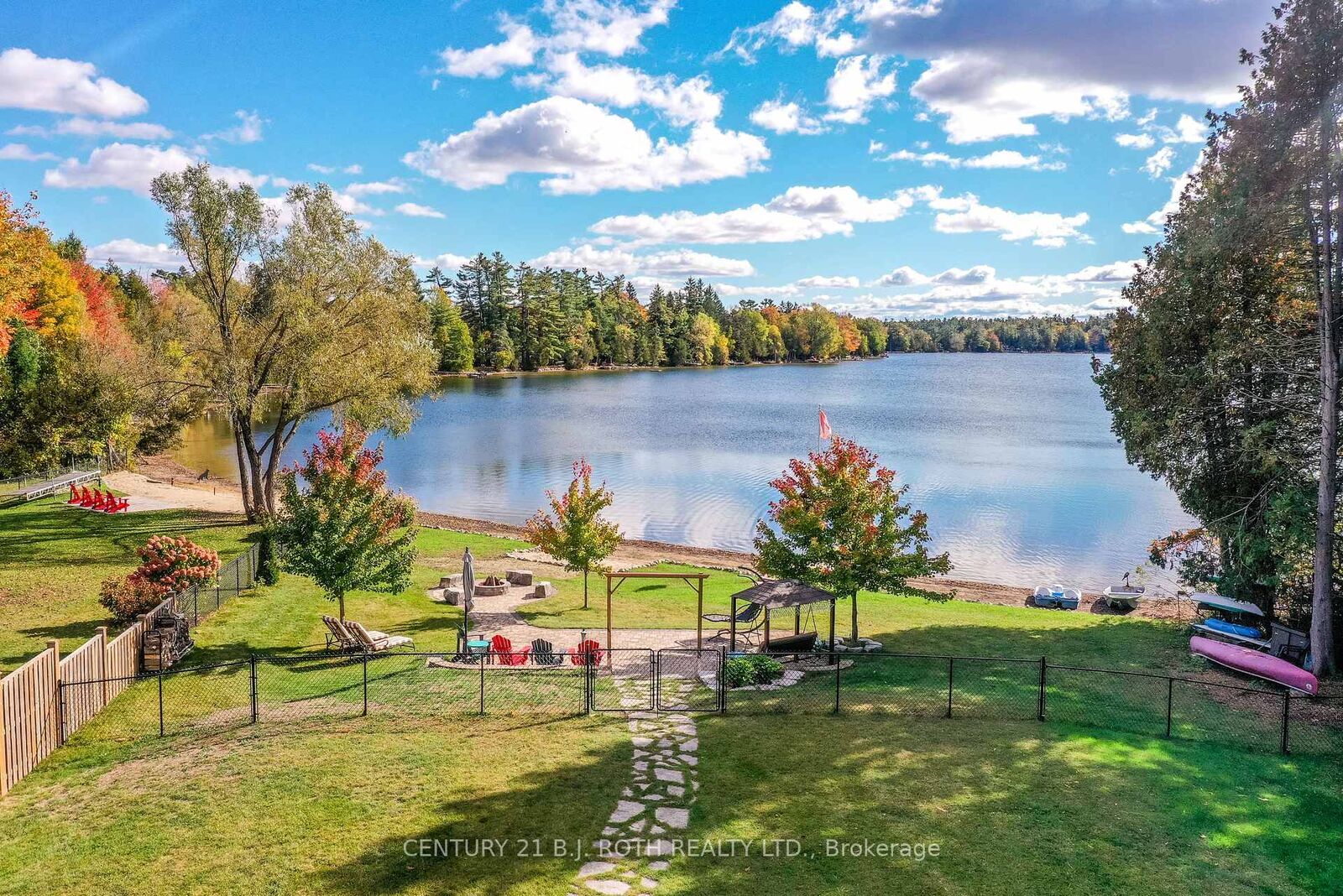 Property Photo: 3371 Lake St. George Boulevard ON L0K 2B0