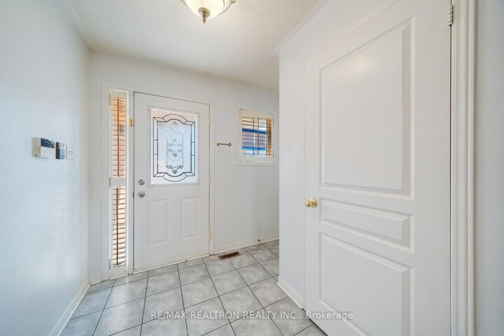 Property Photo: 60 Harmony Road ON L4K 5G4