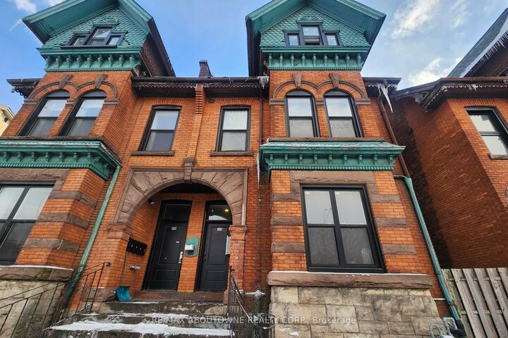 Property Photo: 498 Main Street E 1B ON L8N 1K7