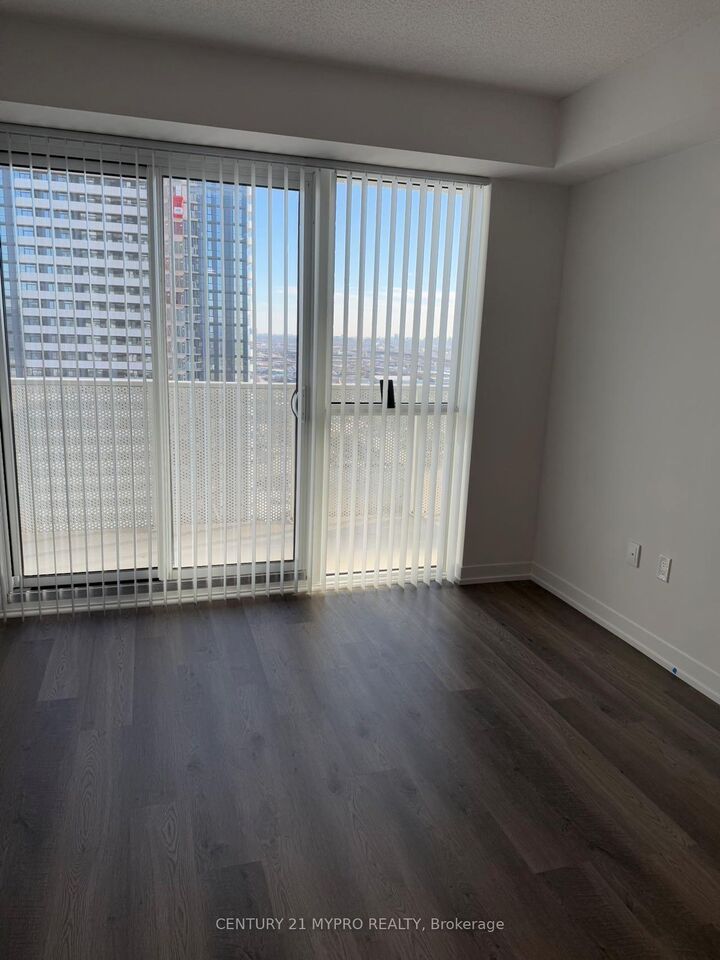 Property Photo: 195 Commerce Street 2701 ON L4K 0P9