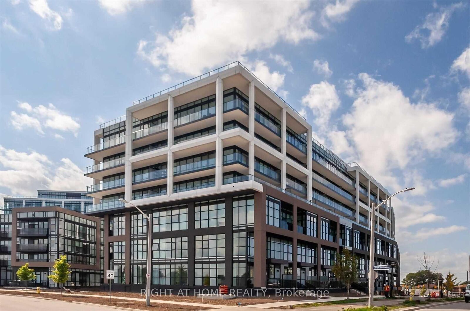 Property Photo: 60 George Butchart Drive 513 ON M3K 0E1