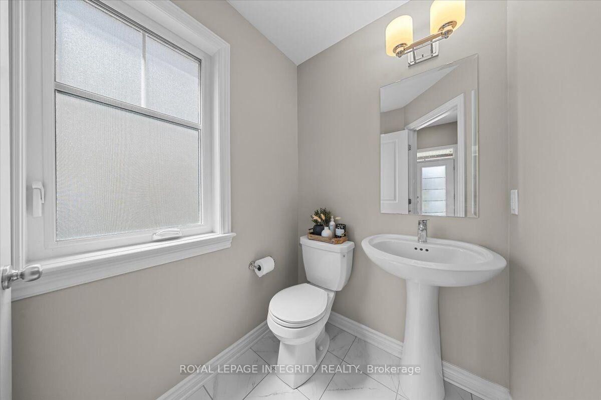 Property Photo:  715 Cap Diamant Way  ON K4A 1J6 