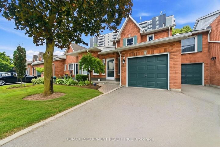 Property Photo: 2155 Duncaster Drive 2 ON L7P 4R3