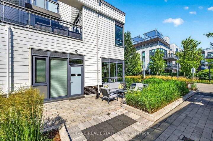 Property Photo: 275 Broward Way 62 ON L9S 0J5