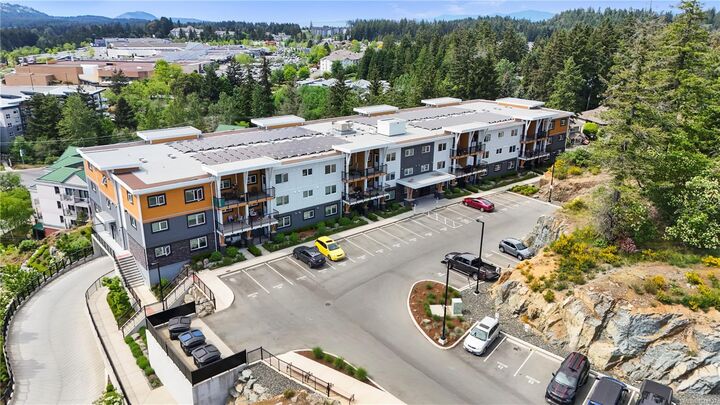 Property Photo: 4810 Cedar Ridge Pl #113 BC V9T 0M7