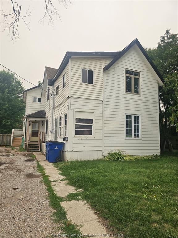 82 Taylor Avenue — photo 1