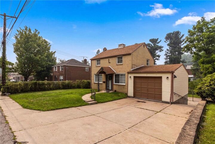 Property Photo: 124 Macfarlane Dr PA 15235