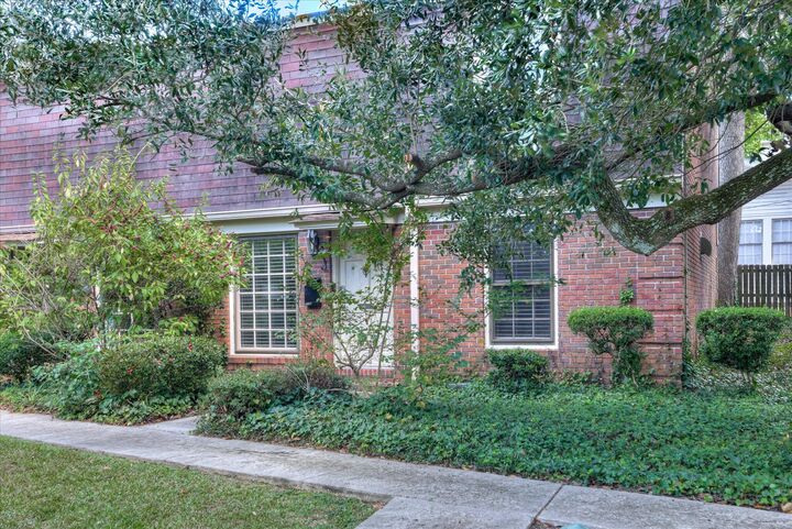 Property Photo:  314 Laurens Street SW B  SC 29801 