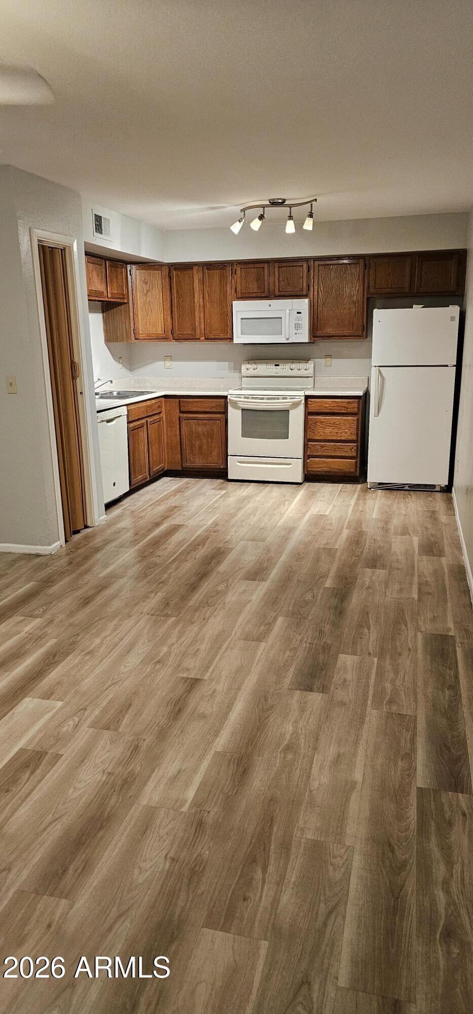 Property Photo:  6148 E Greenway Street 4  AZ 85205 