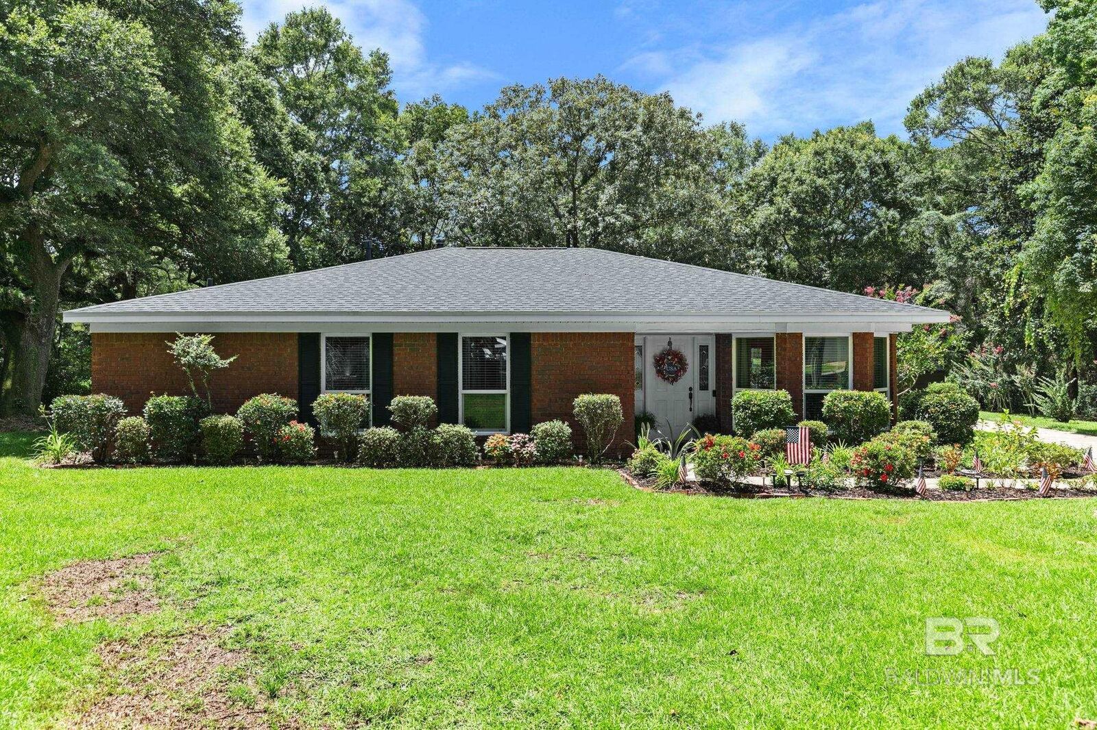 Property Photo: 11480 Killarney Court AL 36544