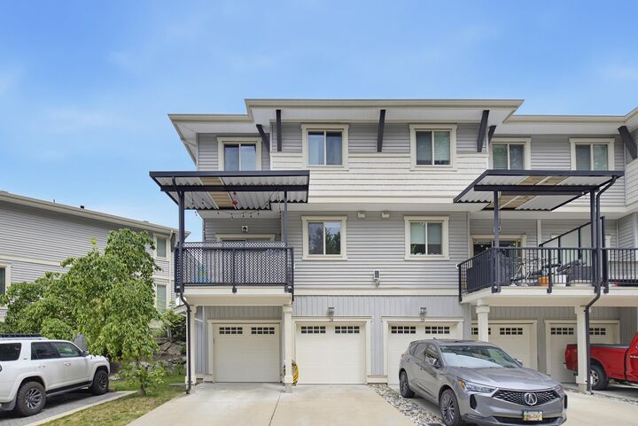 Property Photo: 34230 Elmwood Drive 38 BC V2S 0J1