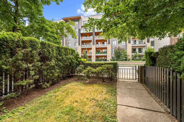 Property Photo: 100 Klahanie Drive 2 BC V3H 5K3