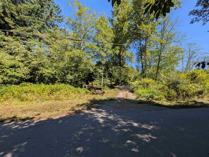 Property Photo: 26713 96 Avenue BC V2W 1K2