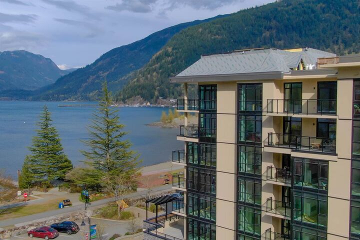 Property Photo: 120 Esplanade Avenue 201 BC V0M 1K0