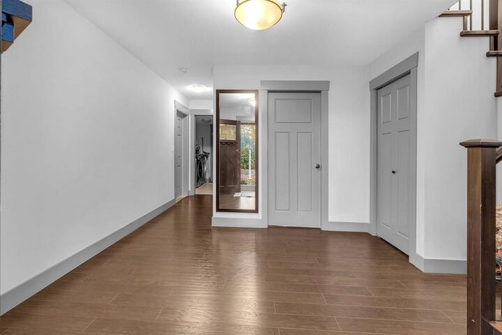 Property Photo: 27891 Stagecoach Avenue BC V4X 0A8