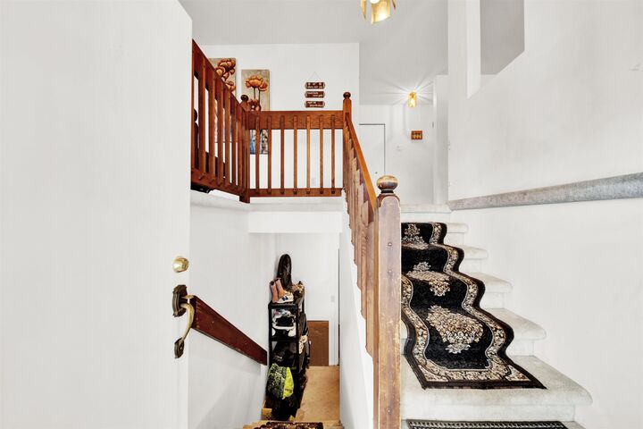 Property Photo: 27191 28A Avenue BC V4W 3A4