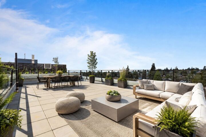 6859 Cambie Street 603 — photo 1