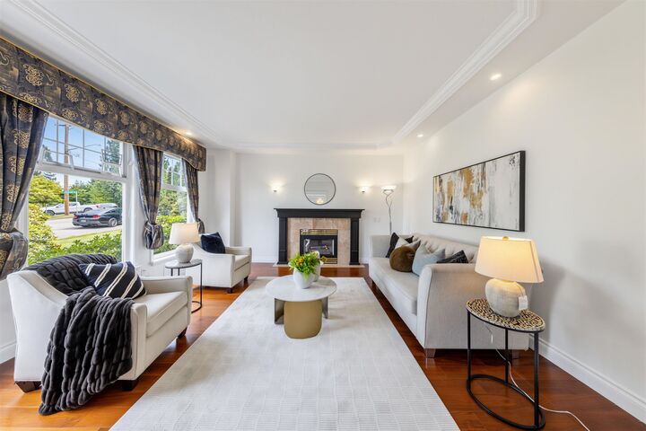 Property Photo: 5885 Walker Avenue BC V5E 3B3