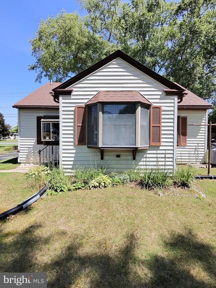 Property Photo: 18340 Johnson Road DE 19960