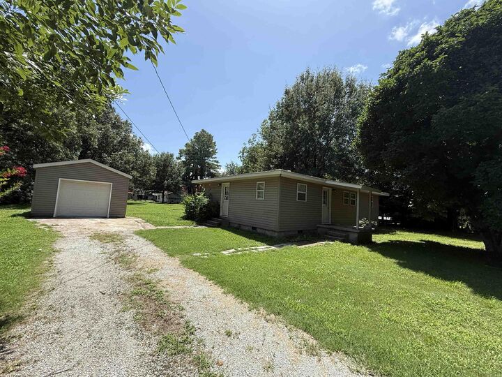 Property Photo: 401 Hancock St AR 72411
