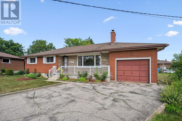 Property Photo:  10 Kara Lee Court  ON N1E 4P2 