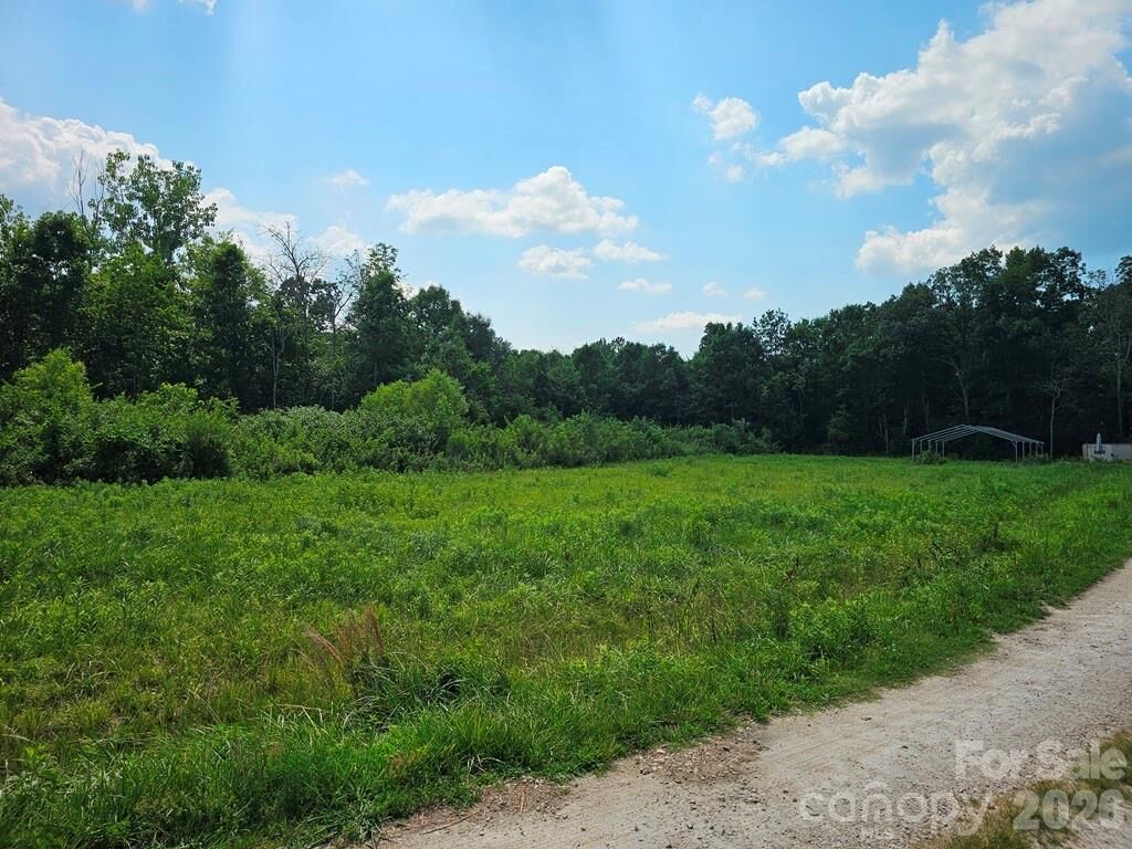 Property Photo:  189 Border Road W  SC 29730 