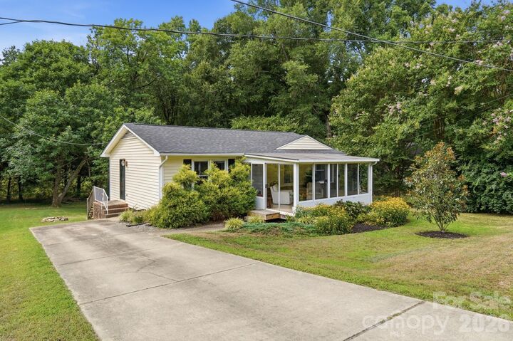 Property Photo:  605 Powerline Avenue  NC 28012 