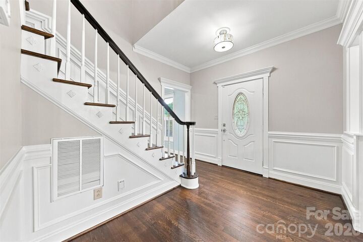 Property Photo:  2941 8th Street Court NE  NC 28601 