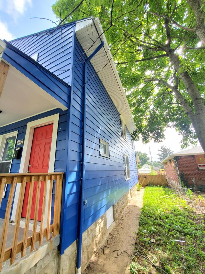 Property Photo: 340 S Wayne Avenue OH 43204